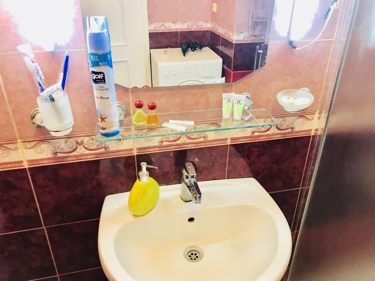 Check-In Apartment Near Fountain Square Vidadi Str Баку Экстерьер фото